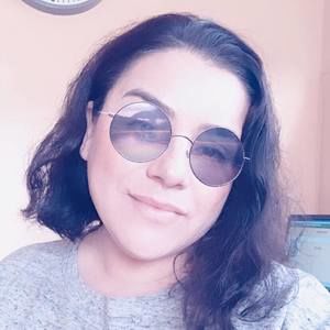 Meet your Posher, Karina